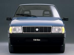 Lancia Y10 fire